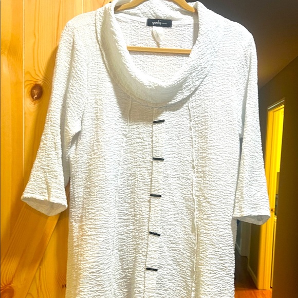 Sushi brand ladies textured white top  size large - Picture 1 of 7